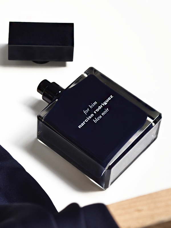 Narciso Rodriguez, Narciso Rodriguez รีวิว, Narciso Rodriguez ราคา, Narciso Rodriguez For Him Bleu Noir, Narciso Rodriguez For Him Bleu Noir Eau De Toilette, Narciso Rodriguez For Him Bleu Noir EDT, Narciso Rodriguez For Him Bleu Noir Eau De Toilette รีวิว, Narciso Rodriguez For Him Bleu Noir Eau De Toilette 1ml, น้ำหอม, น้ำหอมผู้ชาย, น้ำหอม Narciso Rodriguez